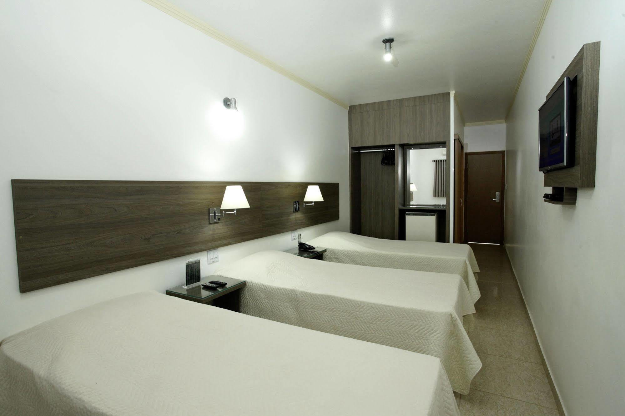 Indaia Hotel Сан-Карлус Экстерьер фото