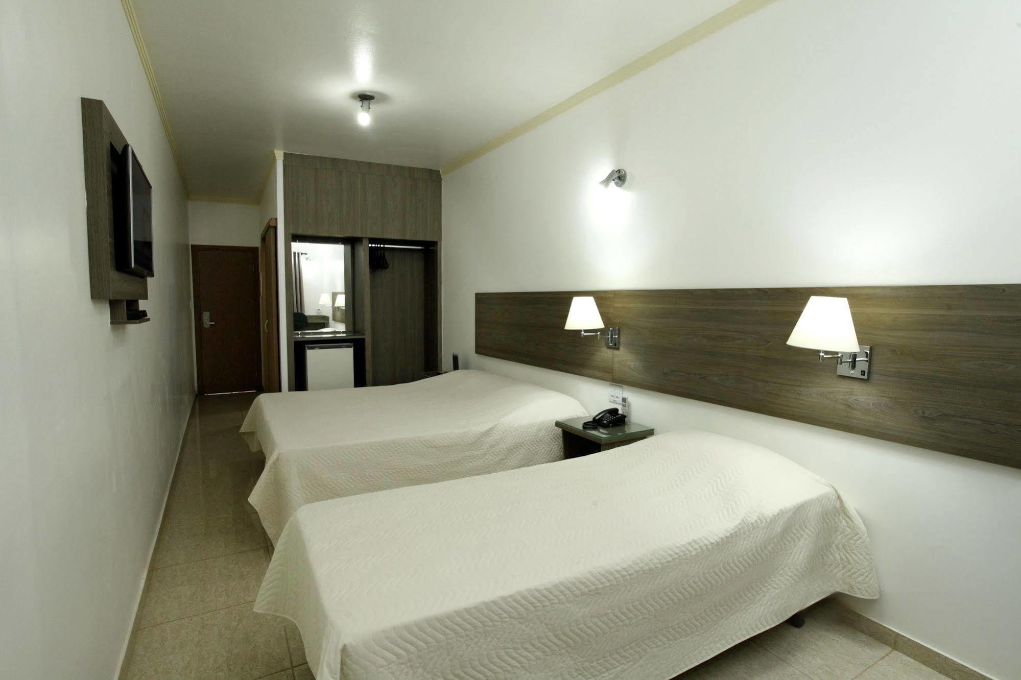 Indaia Hotel Сан-Карлус Экстерьер фото